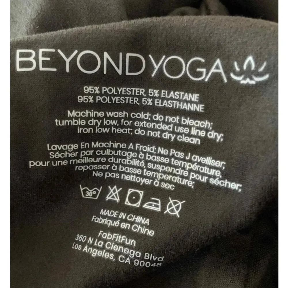 NEW Beyond Yoga Hidden Pocket Infinity Black Scarf Athleisure Gym Workout